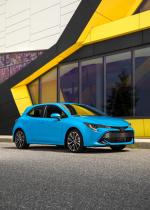 Toyota Corolla SE Hatchback 2018 года (NA)
